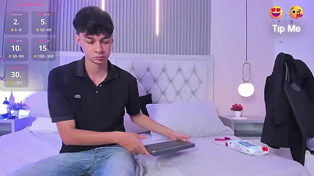 andy may18 online show from 04.02.26