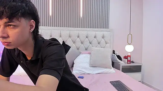 andy may18 online show from 04.11.26