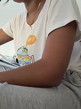 majo 2901 online show from 04.16.26