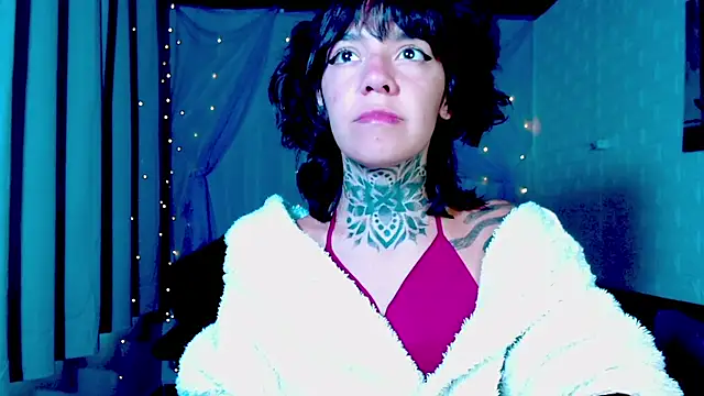 LannieGonzales online show from 04.06.26