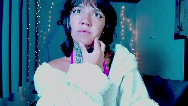 LannieGonzales online show from 04.07.26