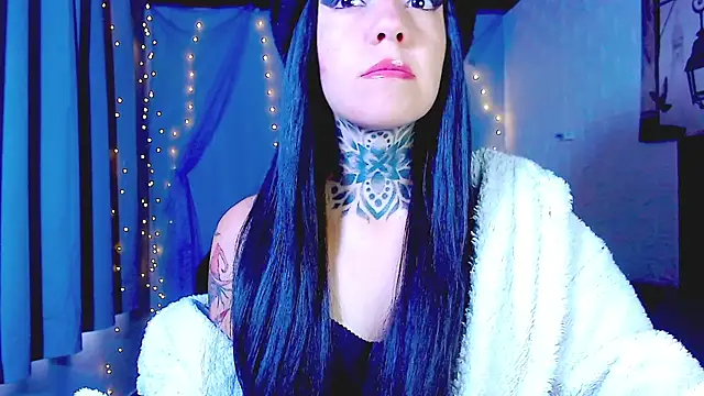 LannieGonzales online show from 04.16.26