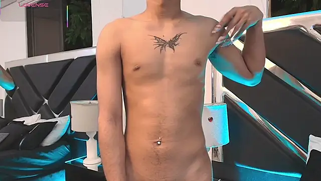 MiikeOthon online show from 04.06.26