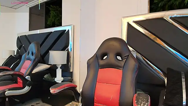 MiikeOthon online show from 04.12.26