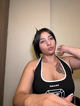 nicole bunny21 online show from 04.17.26