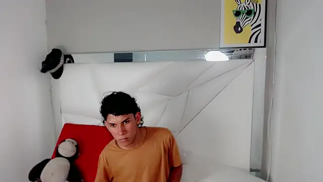 Taylorr junior  online show from 04.11.26