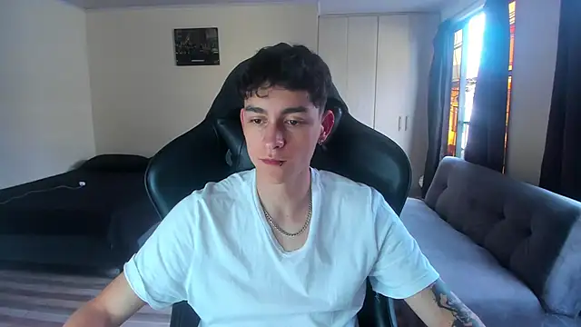 Luke Chill online show from 04.04.26