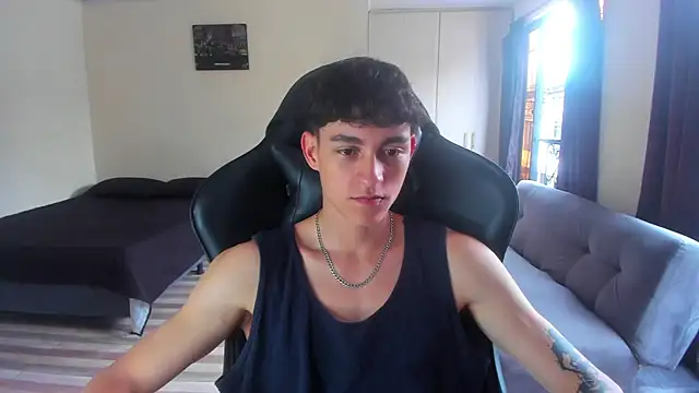 Luke Chill online show from 04.11.26