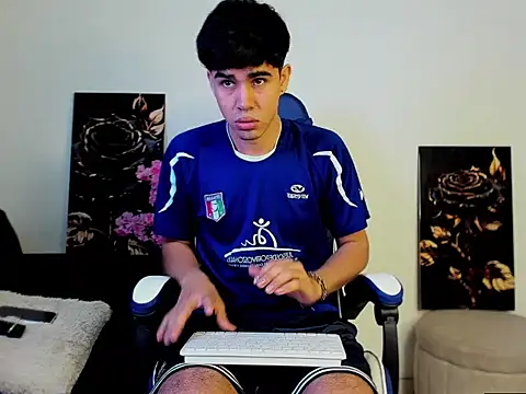 Andy wood online show from 04.08.26