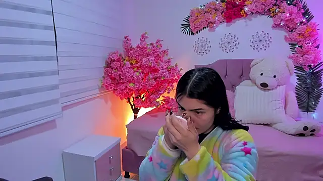 SamanthaVelvett  online show from 04.12.26