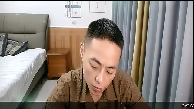 Snapshot of davidboys chatting on 06.02.26 davidboys online show from 06.02.26