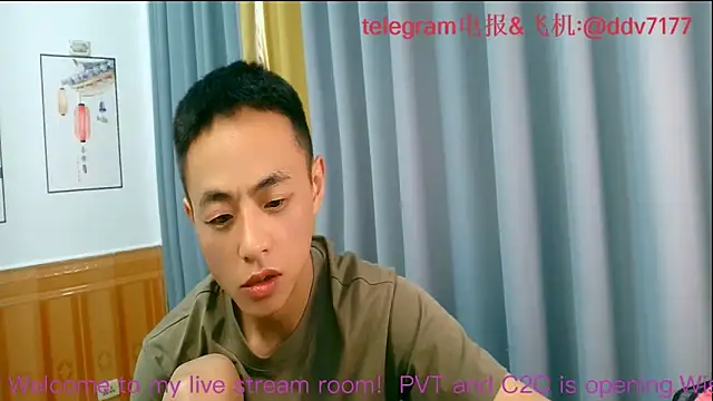 Snapshot of davidboys chatting on 06.11.26 davidboys online show from 06.11.26