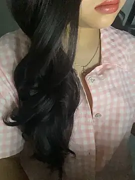 Rosecute11 online show from 04.12.26