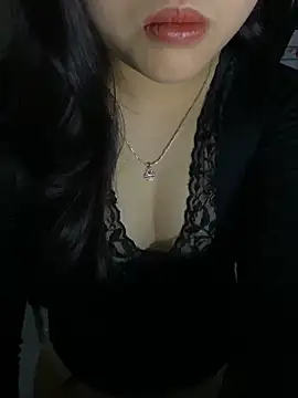 Rosecute11 online show from 04.13.26