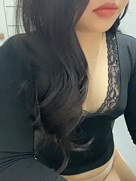 Rosecute11 online show from 04.17.26