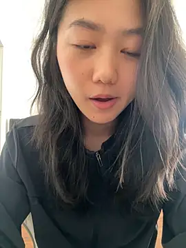 Snapshot of Shanshan_1267 chatting on 04.18.26 Shanshan 1267 online show from 04.18.26