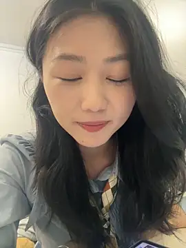 Snapshot of Shanshan_1267 chatting on 04.23.26 Shanshan 1267 online show from 04.23.26