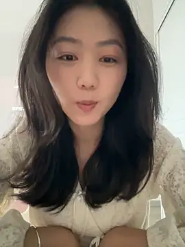 Snapshot of Shanshan_1267 chatting on 04.27.26 Shanshan 1267 online show from 04.27.26