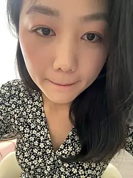 Snapshot of Shanshan_1267 chatting on 05.27.26 Shanshan 1267 online show from 05.27.26