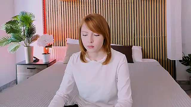 CherryCrushLove online show from 04.11.26