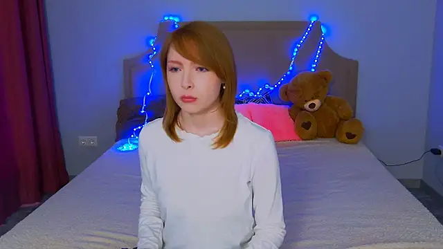 CherryCrushLove online show from 04.16.26