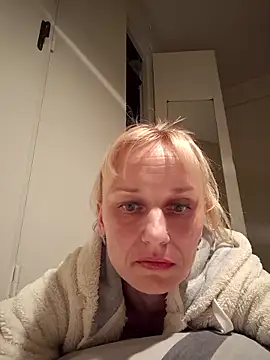 RinaSunX online show from 04.03.26