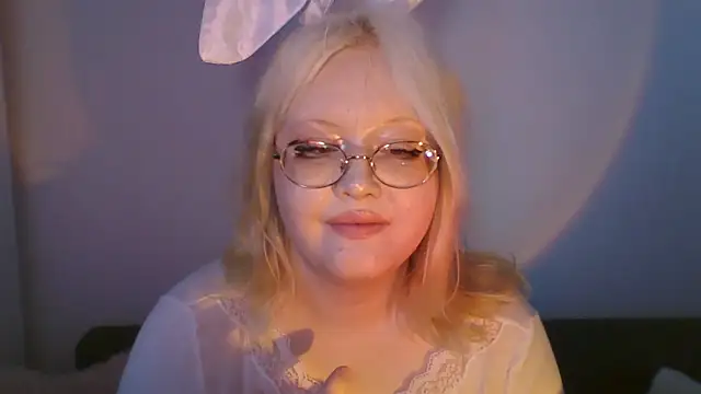 Elayne Sweet online show from 04.05.26