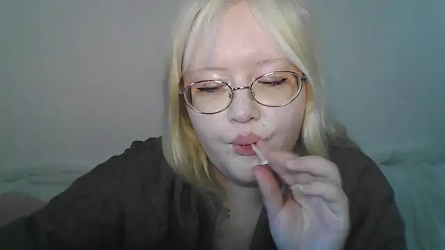 Elayne Sweet online show from 04.09.26