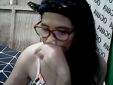 PinayZaira online show from 04.17.26