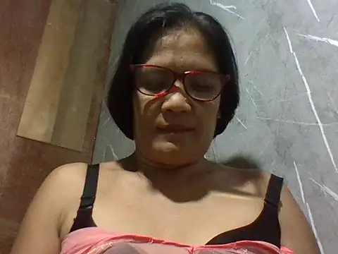 PinayZaira online show from 05.22.26