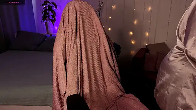 Sweetiest Pie online show from 04.16.26