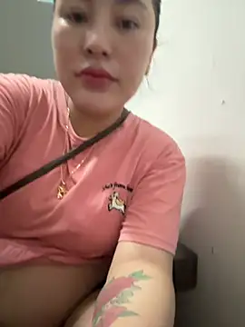 Snapshot of Lina-Naughty chatting on 07.16.26 Lina-Naughty online show from 07.16.26