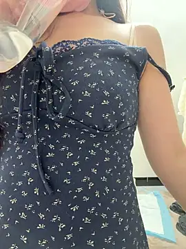 Xiaoyunduo1 online show from 04.10.26