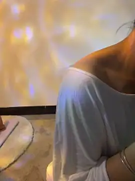 Xiaoyunduo1 online show from 04.15.26