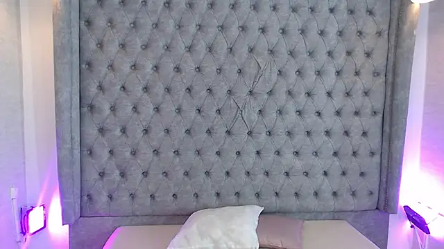 Gyal Smith online show from 04.12.26