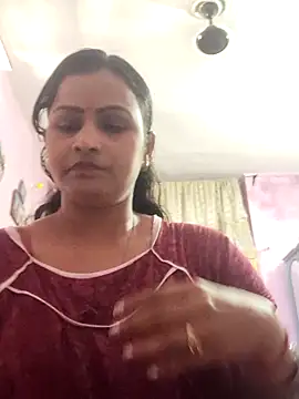 Snapshot of Legend_choice chatting on 04.14.26 Legend choice online show from 04.14.26