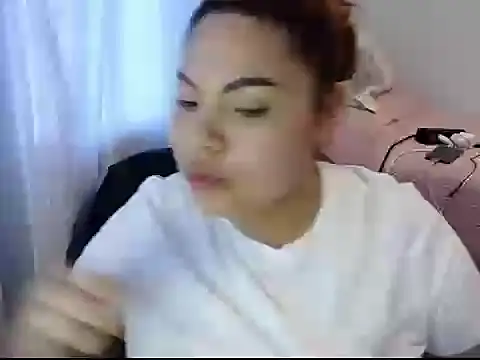 Snapshot of HannyKooper chatting on 04.02.26 HannyKooper online show from 04.02.26