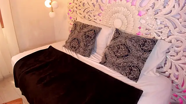 Clehon grant online show from 04.14.26