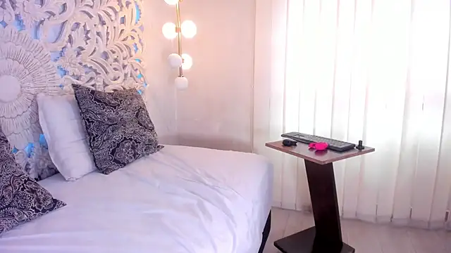 Clehon grant online show from 04.16.26