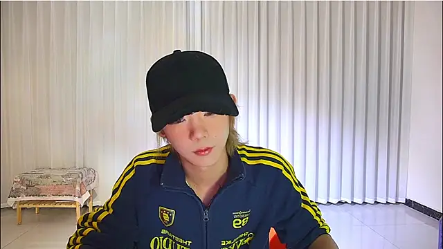 wumei-001 online show from 04.08.26