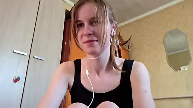 DonnaKuc online show from 04.03.26