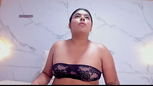 dakota tucci online show from 04.11.26