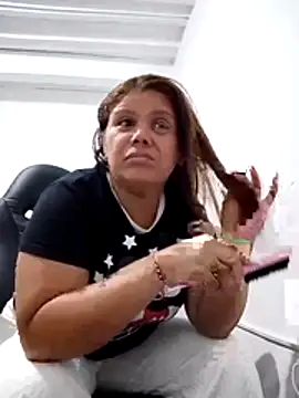 Zafiro MD online show from 04.15.26