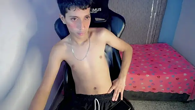 Yei lee  online show from 04.16.26