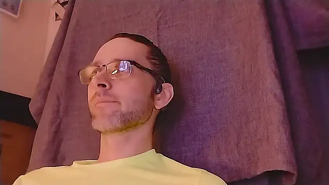 barebearstudio online show from 04.06.26