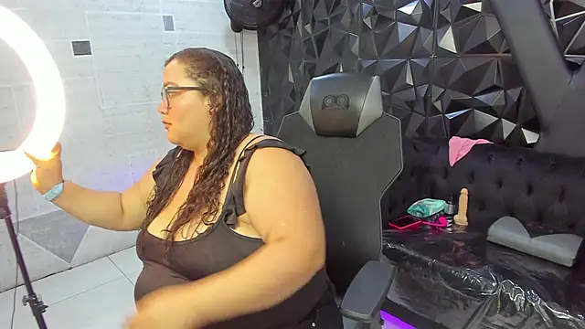 AbbyRogers1 online show from 04.07.26