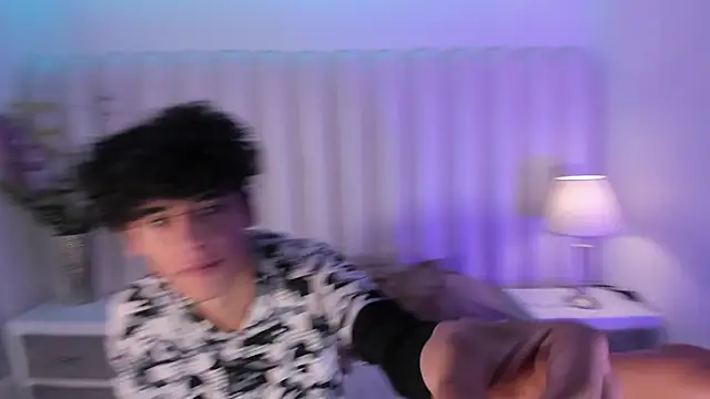 MiaAndFelim online show from 04.08.26