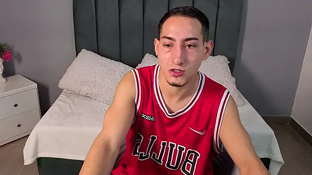 Snapshot of jhan_vassilis chatting on 04.09.26 jhan vassilis online show from 04.09.26