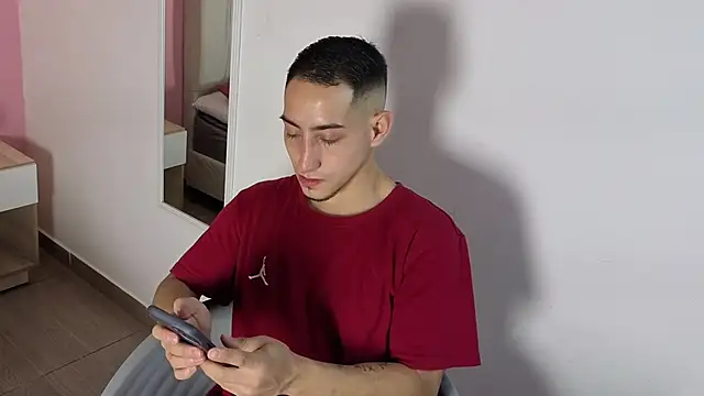 Snapshot of jhan_vassilis chatting on 04.13.26 jhan vassilis online show from 04.13.26