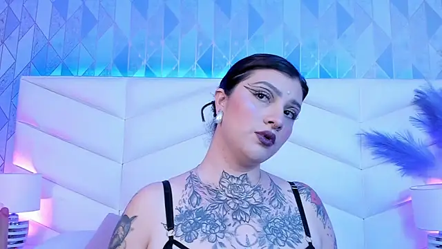 iam  mystic online show from 04.10.26